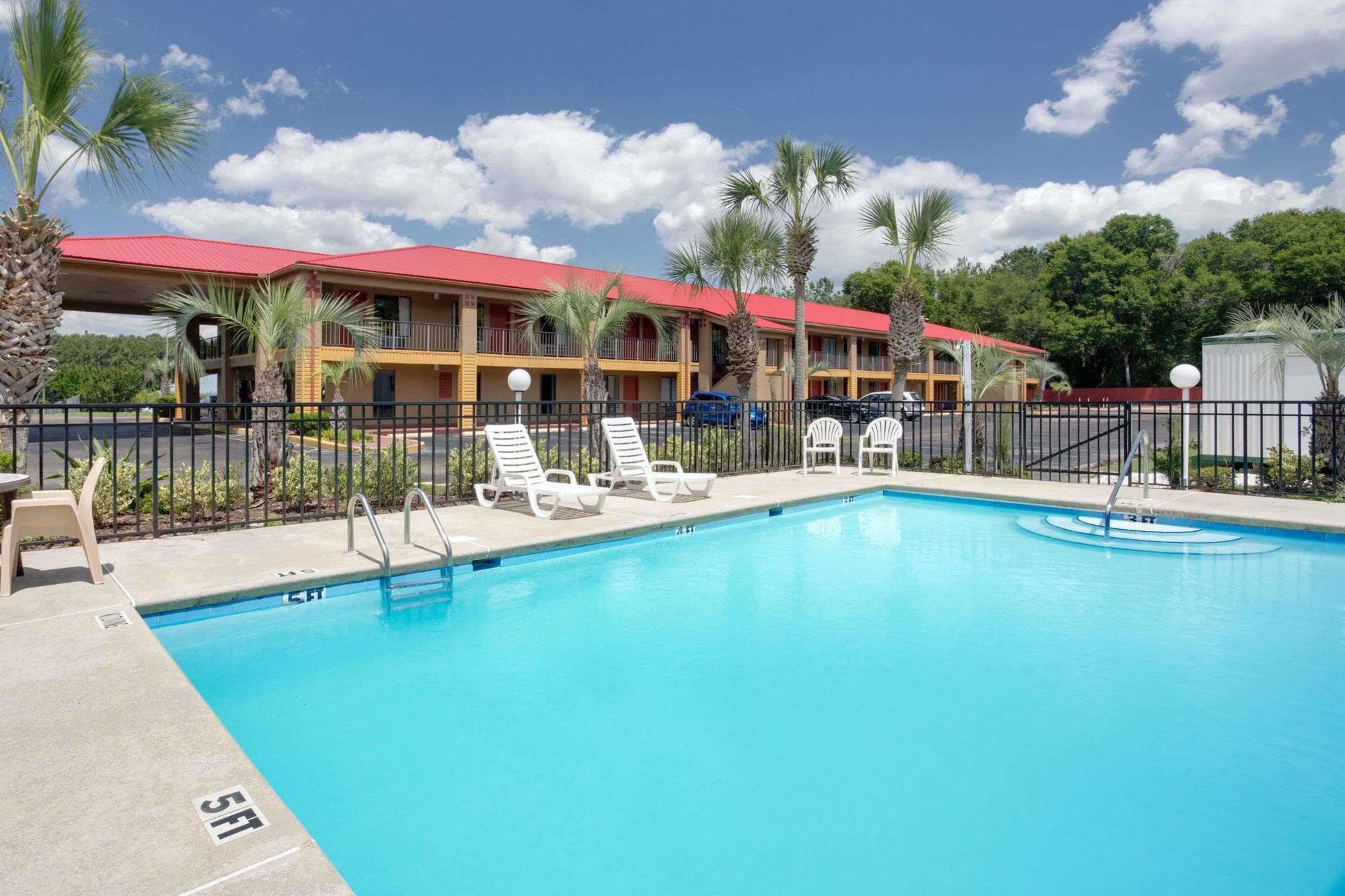 Super 8 Defuniak Springs Μοτέλ Εξωτερικό φωτογραφία